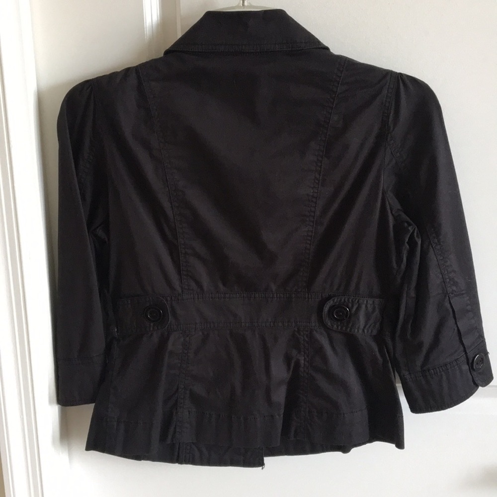 Lightweight Jacket - Picture 2 of 3